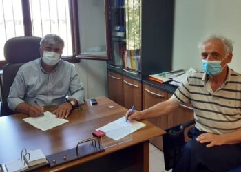 Υπογραφή σύμβασης για το έργο: «Εργασίες ασφαλτόστρωσης αύλειου χώρου στο 4ο Γυμνάσιο Πτολεμαΐδας»