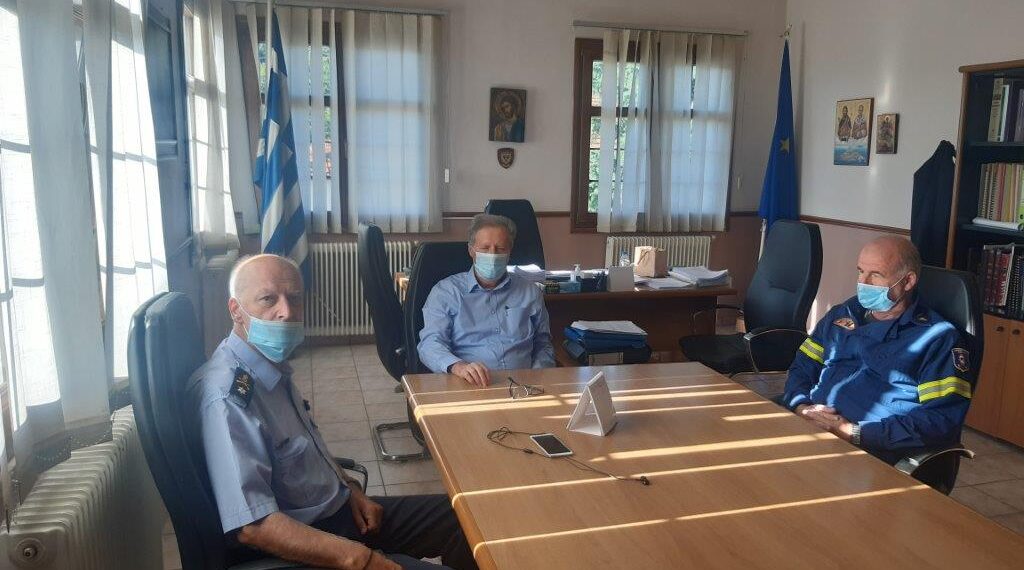 Τον Δήμαρχο Νεστορίου επισκέφθηκε ο Διοικητής της Περιφ. Πυροσβεστικής Διοίκησης Δ. Μακεδονίας, Αρχιπύραρχος Ιωάννης Ράπτης