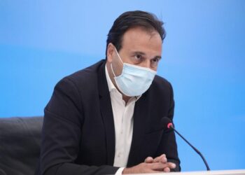 Παπαστεργίου: 91 προσφορές για τις μάσκες στα σχολεία – Οι δήμοι θα πράξουν ό,τι πρέπει για μια ασφαλή σχολική χρονιά