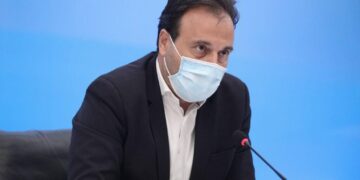 Παπαστεργίου: 91 προσφορές για τις μάσκες στα σχολεία – Οι δήμοι θα πράξουν ό,τι πρέπει για μια ασφαλή σχολική χρονιά