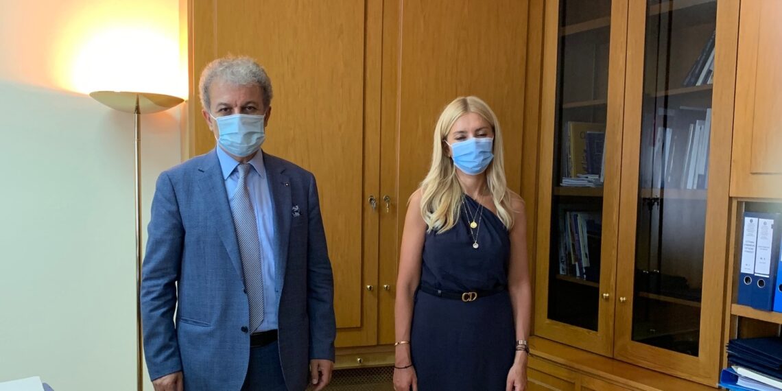Συνάντηση του Βουλευτή Ν. Κοζάνης Γιώργου Αμανατίδη με την Υφυπουργό Αγροτικής Ανάπτυξης και Τροφίμων Φωτεινή Αραμπατζή- Στο επίκεντρο τα ζητήματα του κλάδου της αλιείας στη περιοχή