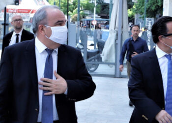 Σε καραντίνα Αδωνις Γεωργιάδης και Νίκος Παπαθανάσης -Συνάντησαν επενδυτή με κορωνοϊό