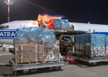 «Η αποστολή του αιώνα» -Το παγκόσμιο σχέδιο για τη μεταφορά του εμβολίου για τον Covid -Θα χρειαστούν 8.000 αεροπλάνα