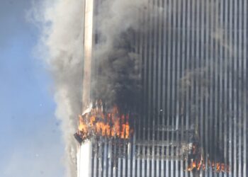 11η Σεπτεμβρίου 2001: Η μέρα που «πάγωσε» ο πλανήτης – Οταν κατέρρευσαν οι Δίδυμοι Πύργοι