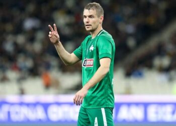 Επίσημα στην Καϊσερίσπορ ο Δημήτρης Κολοβέτσιος