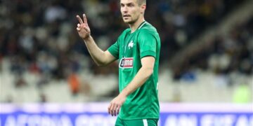 Επίσημα στην Καϊσερίσπορ ο Δημήτρης Κολοβέτσιος