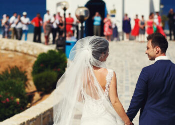 Νέα απόφαση για γάμους και βαφτίσεις, το όριο καλεσμένων και τα πρόστιμα