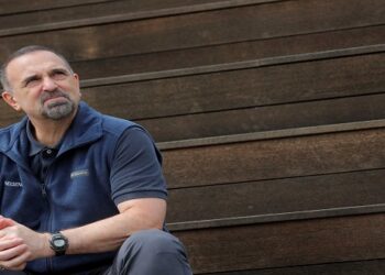 Τζορτζ Γιανκόπουλος: Ο επιστήμονας από την Καστοριά που είναι μια ανάσα από την θεραπεία του κορονοϊού