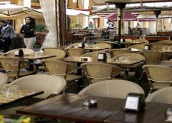 Επανάσταση στην αγορά καφέ: Με δικό σου ποτήρι στην καφετέρια αλλιώς… χαράτσι