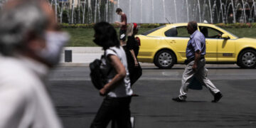 Κορωνοϊός-Αττική: Η λίστα με τα αυστηρά μέτρα που πρότειναν οι ειδικοί στον Μητσοτάκη -Κλείσιμο θεάτρων, σινεμά, λιγότεροι στα τραπέζια