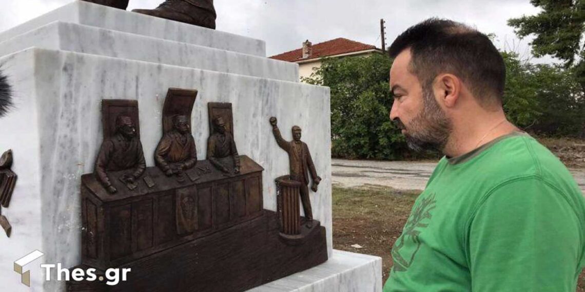 Θεσσαλονίκη: Βεβήλωσαν το μνημείο του Νίκου Καπετανίδη – Τι είπε στο Thes.gr o τραγουδιστής Αλέξης Παρχαρίδης (ΒΙΝΤΕΟ & ΦΩΤΟ)