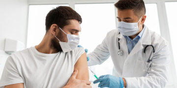 Ο εμβολιασμός των μαθητών στο επίκεντρο τηλεδιάσκεψης της Δευτεροβάθμιας Εκπαίδευσης και του Ιατρικού Συλλόγου Κοζάνης