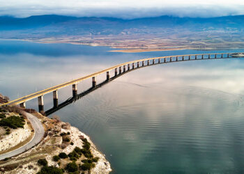 Παρέμβαση σε δύο(2) σημεία θα χρειαστεί η Υψηλή Γέφυρα Σερβίων- Απομακρύνονται σταδιακά τα φανάρια