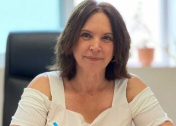 Καλλιόπη Βέττα στη Βουλή: «Να βρεθεί άμεσα λύση για την ρύθμιση του χρέους του Τ.Ο.Ε.Β. Σερβίων και την στήριξη των αγροτών»