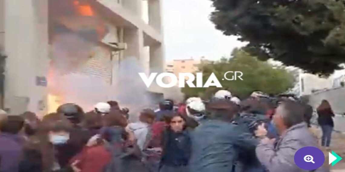 Αδιανόητο: Κουκουλοφόφοι πέταξαν μολότοφ μέσα από το ΕΠΑΛ Σταυρούπολης