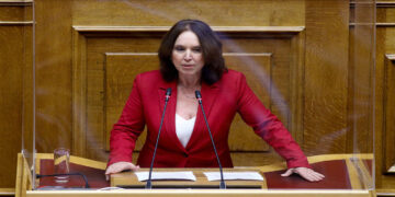 Καλλιόπη Βέττα: «Τα γυμναστήρια οδηγούνται σε αφανισμό, εξαιτίας της κυβερνητικής αδιαφορίας – Κατάθεση κοινοβουλευτικής ερώτησης»