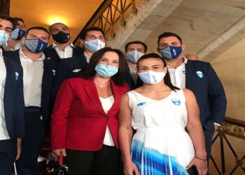 «Καλλιόπη Βέττα: Η ελληνική κοινωνία ευγνωμονεί τις Ελληνίδες και τους Έλληνες Ολυμπιονίκες γιατί μας χάρισαν ελπίδα, πίστη και αισιοδοξία, σε πολύ δύσκολες περιόδους»