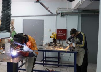 ΙΕΚ VΟLTEROS: Εκπαίδευση και Πιστοποίηση Τεχνικού Συγκολλήσεων και Κοπής Μετάλλου, η πρώτη Ιδιωτική Σχολή Τεχνικών Επαγγελμάτων για την Δυτική Μακεδονία με πιστοποίηση κατά διεθνή πρότυπα