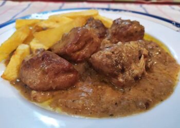 Μαγειρεύοντας με την Αρετή- Χοιρινό λεμονάτο