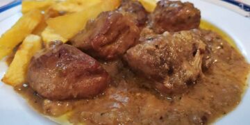 Μαγειρεύοντας με την Αρετή- Χοιρινό λεμονάτο