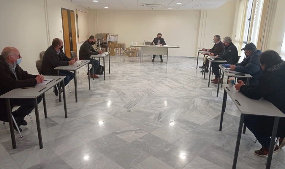 Συνάντηση Κασαπίδη με τους εκπροσώπους λαϊκών αγορών- Το αίτημα για τη συμμετοχή περισσότερων «ντόπιων» παραγωγών- Πότε θα αποζημιωθούν οι συμμετέχοντες στην αναβληθείσα λαϊκή της Κοζάνης