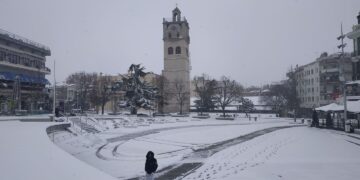 Όμορφες εικόνες από την χιονισμένη Κοζάνη