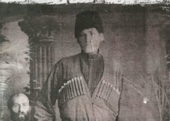 Ο Έλληνας γίγαντας της Πτολεμαΐδας που είχε ύψος 2,37 μέτρα – Ένα σπάνιο έκθεμα στο Μουσείο Ανατομίας (Από τη ΜΗΧΑΝΗ ΤΟΥ ΧΡΟΝΟΥ)