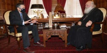 Στον Αρχιεπίσκοπο Ιερώνυμο ο Περιφερειάρχης Δ. Μακεδονίας Γεώργιος Κασαπίδης