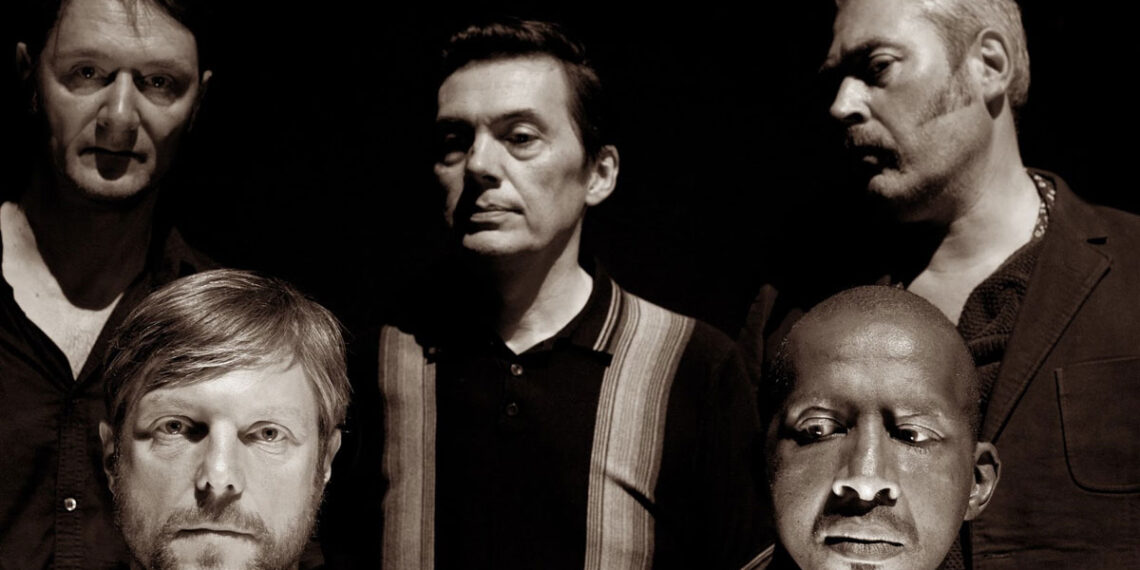 Η Μουσική Γωνιά του Μίλτου Ηλιάδη στο e-ptolemeos.gr -Tindersticks – You’ll have to scream louder (Official Audio)