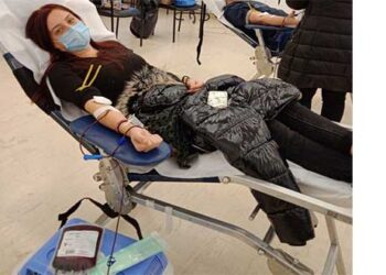 Επιτυχημένη παρά το τσουχτερό κρύο η εθελοντική αιμοδοσία της “Σταγόνας Ελπίδας” στην Αιανή