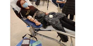 Επιτυχημένη παρά το τσουχτερό κρύο η εθελοντική αιμοδοσία της “Σταγόνας Ελπίδας” στην Αιανή