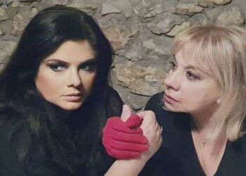 «ΟΙ ΠΙΟ ΔΥΝΑΤΕΣ», Της Άννας Αδριανού-  Στο διαδίκτυο από Παρασκευή 5 Φεβρουαρίου 2021 και για περιορισμένο αριθμό προβολών