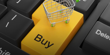 Χειμερινές εκπτώσεις: Ξεκινούν από σήμερα μέσω e-shop