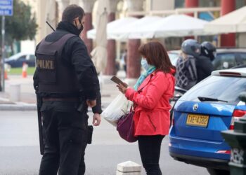 Ελεγχοι ΕΛ.ΑΣ.: 1.279 παραβάσεις και 40 συλλήψεις το Σάββατο 2 Ιανουαρίου  – Πόσες παραβάσεις για μετακίνηση και χρήση μάσκας είχαμε στη Δ.Μακεδονία