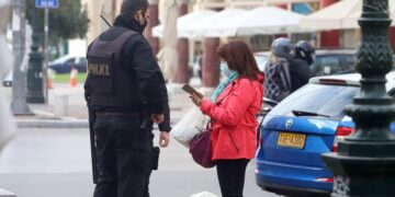 Ελεγχοι ΕΛ.ΑΣ.: 1.279 παραβάσεις και 40 συλλήψεις το Σάββατο 2 Ιανουαρίου – Πόσες παραβάσεις για μετακίνηση και χρήση μάσκας είχαμε στη Δ.Μακεδονία