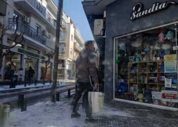 Τα πρώτα θετικά μηνύματα από το άνοιγμα της αγορά της Κοζάνης – Δραγατσίκας: «Δεν σταματούμε να διεκδικούμε, όλοι μαζί, μέτρα στήριξης»