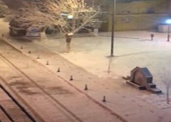 Εικόνα από τον χιονισμένο Φιλώτα