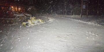 ΤΩΡΑ: Πυκνή χιονόπτωση στη Φλώρινα (ΦΩΤΟ-BINTEO)