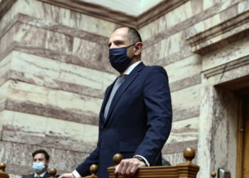 Γεραπετρίτης: Ανοιχτό το ενδεχόμενο νέων μέτρων, ακόμα και αιφνιδιαστικά