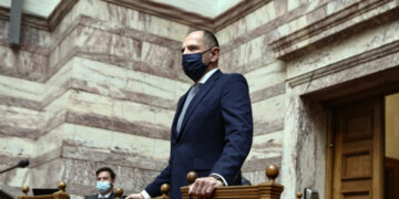 Γεραπετρίτης: Ανοιχτό το ενδεχόμενο νέων μέτρων, ακόμα και αιφνιδιαστικά