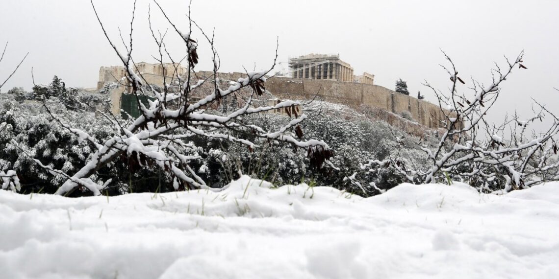 Καιρός – Μαρουσάκης: Τρεις διαδοχικές κακοκαιρίες και χιονιάς όπως το 2002