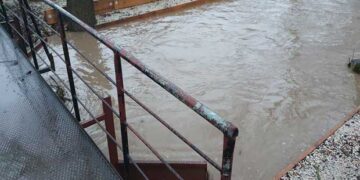 Καρυοχώρι: Μήνυμα κατοίκου: «Αυτή είναι η εικόνα του ποταμιού μας σήμερα. Δεν μπορέσαμε να κάνουμε ένα φράγμα…Νερό με το οποίο θα μπορούσαμε να αρδεύσουμε τα χωράφια μας»