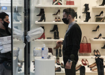 Καταστήματα: Επιστρέφει το click away τη Δευτέρα 11 Ιανουαρίου -Ο σχεδιασμός του υπ. Ανάπτυξης