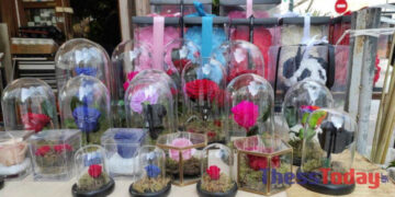 Στα αζήτητα τόνοι λουλουδιών λόγω της καραντίνας -Αγωνία στα ανθοπωλεία ενόψει του Αγίου Βαλεντίνου