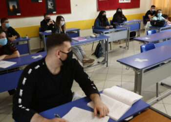 Επιστροφή στο σχολείο: Αντίστροφη μέτρηση για την Γ’ Λυκείου