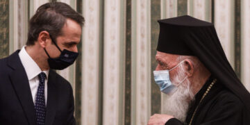 Πέφτουν οι τόνοι μεταξύ εκκλησίας και κυβέρνησης -Το μήνυμα Ιερώνυμου για καλή συνεργασία