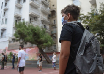 Τσακρής για σχολεία: Θα εξετάσουμε να ανοίξουν γυμνάσια και λύκεια τέλος Ιανουαρίου -Λιανεμπόριο μία εβδομάδα μετά