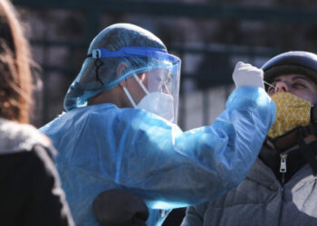 Lockdown: Κλειδώνουν τα μέτρα για την Αττική -Τα σενάρια για απαγόρευση κυκλοφορίας, σχολεία, καταστήματα