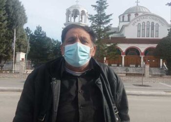 SOS… από τον Πρόεδρο των Ρομά Πτολεμαΐδας! “Δεν θέλουμε να παρανομήσουμε, ζητάμε βοήθεια από την Πολιτεία για να επιβιώσουμε”, δηλώνει στο e-ptolemeos και τον Κούλα Πουλασιχίδου o Πρόεδρος της κοινότητας Ρομά Πτολεμαΐδας Χρήστος Τσακίρης