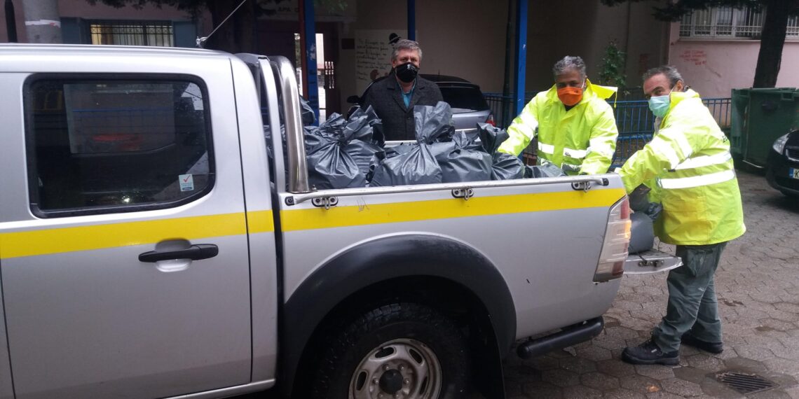 Διανομή αλατιού από το δήμο σε όλες τις σχολικές μονάδες της Εορδαίας